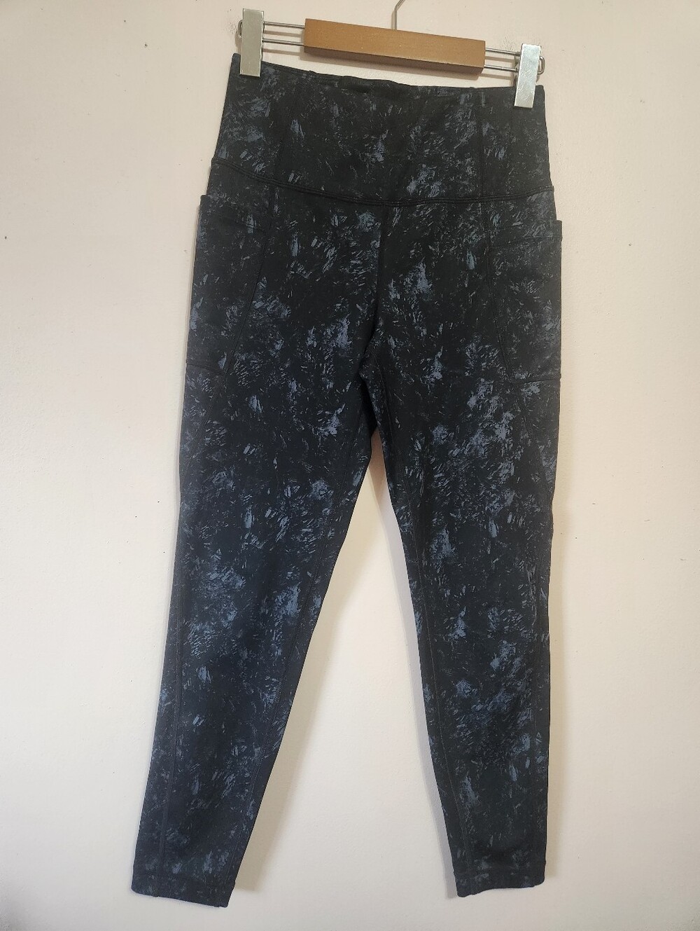 Lole High Waisted Abstract Print Pocket Leggings Dark Athleisure Workout Sz 2-4